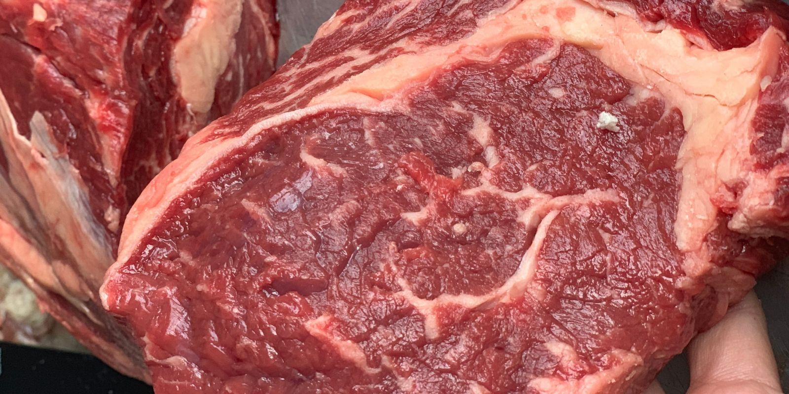 Você sabe como é definido o prazo de validade da carne?